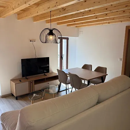 Entre Ebro Y Montanas - Piso Rural Merindades Ferienhaus Trespaderne
